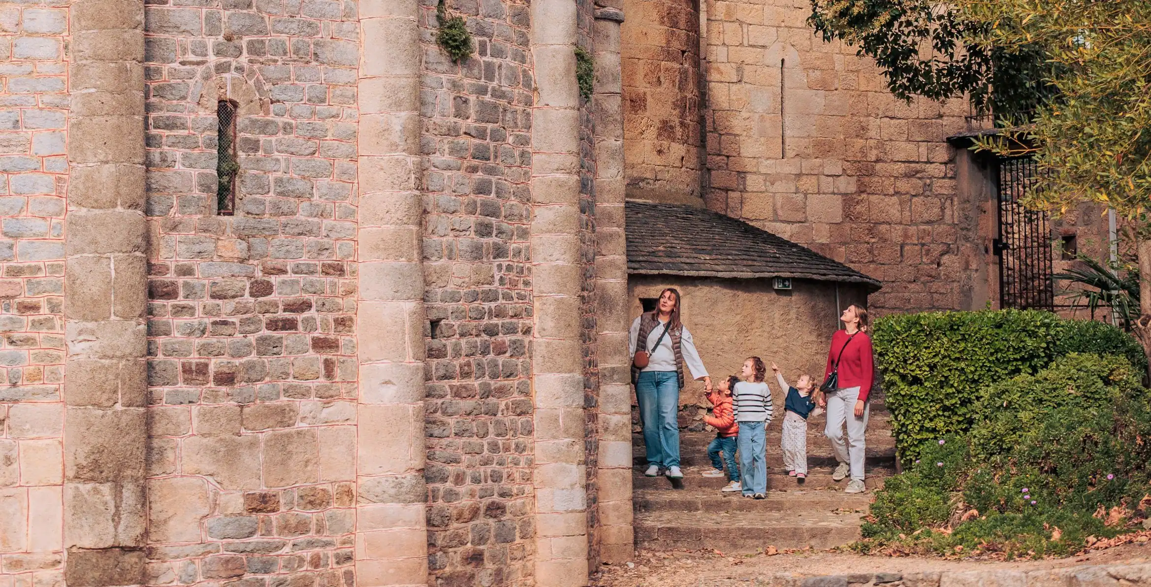 diapo Architecture Abbaye de Caunes Minervois 3@2x