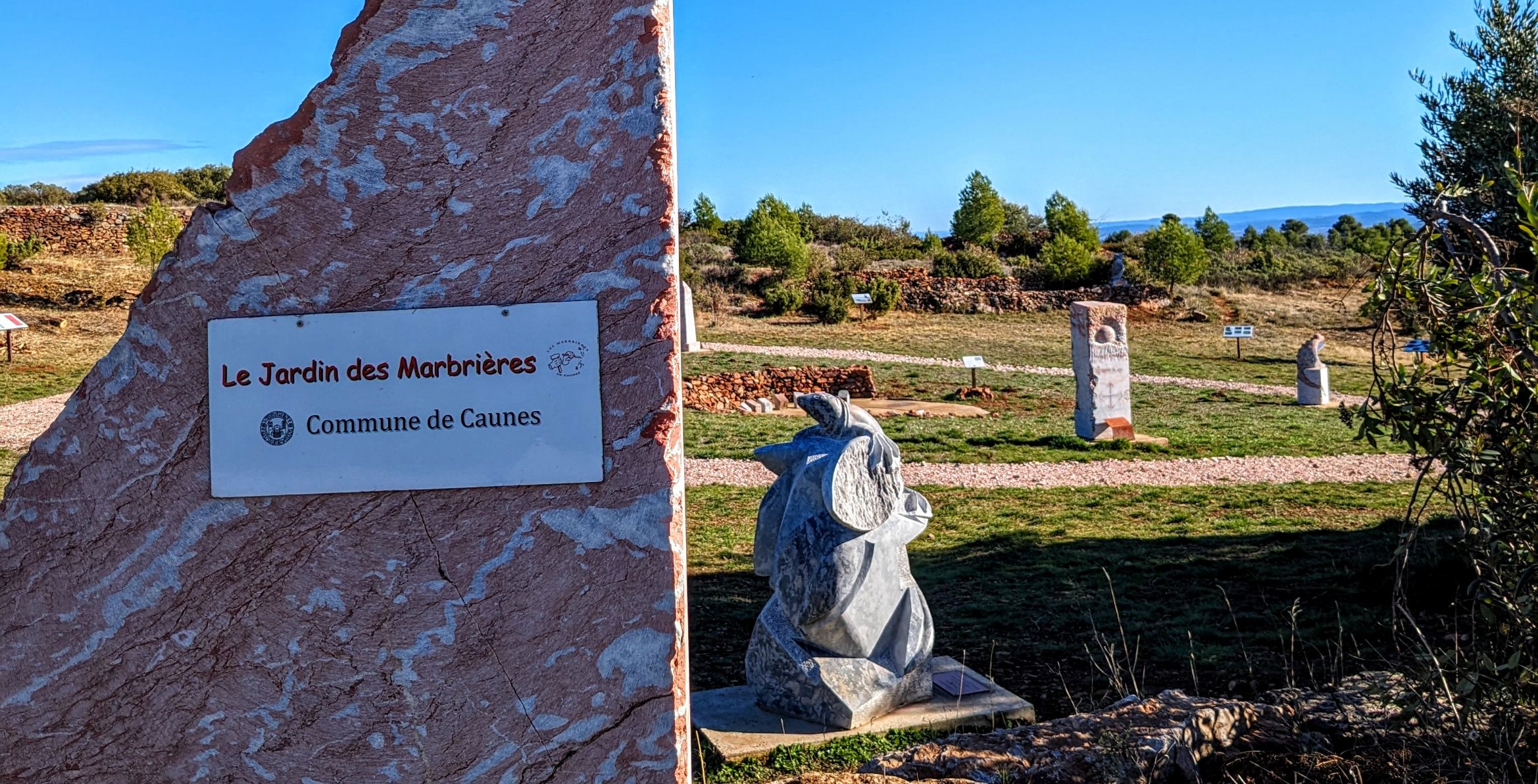 diapo Allées des carrières et jardin 3@2x