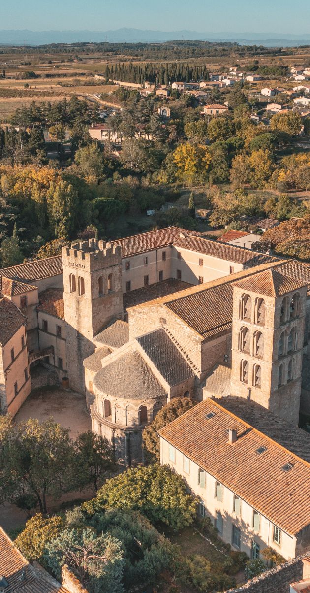 abbaye caunes slide mobile 2@2x